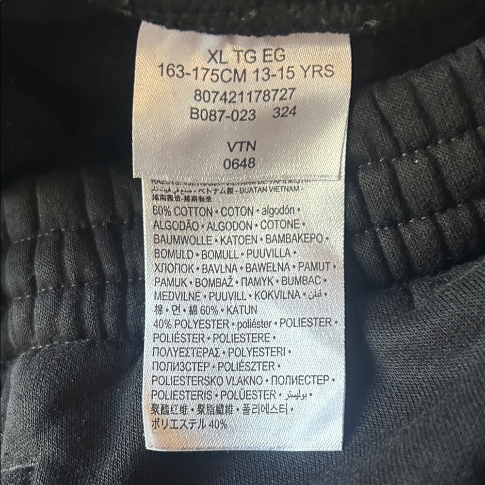 Jordan Kids Black Joggers with Logo - Picture 3 of 9